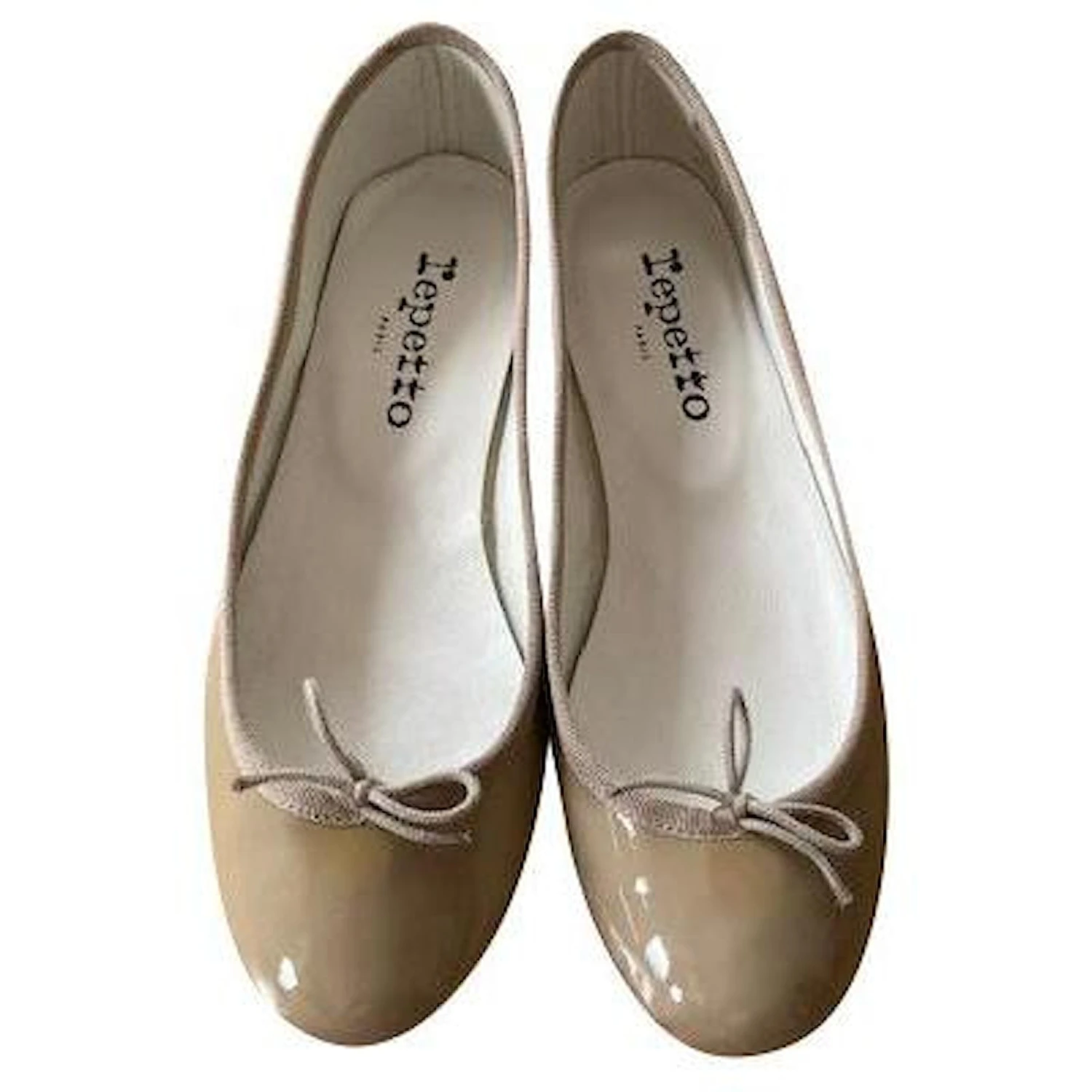 Ballerines Repetto Cendrillon Neuves En Cuir Vernis Beige 36,5. 3 Ballerines Repetto Cendrillon Neuves En Cuir Vernis Beige 36,5.